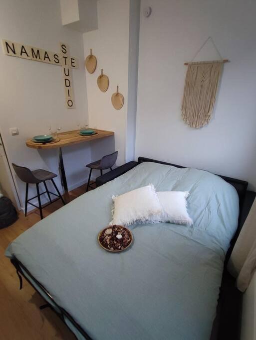 Namaste Studio By T&L Apartment Denain Екстериор снимка
