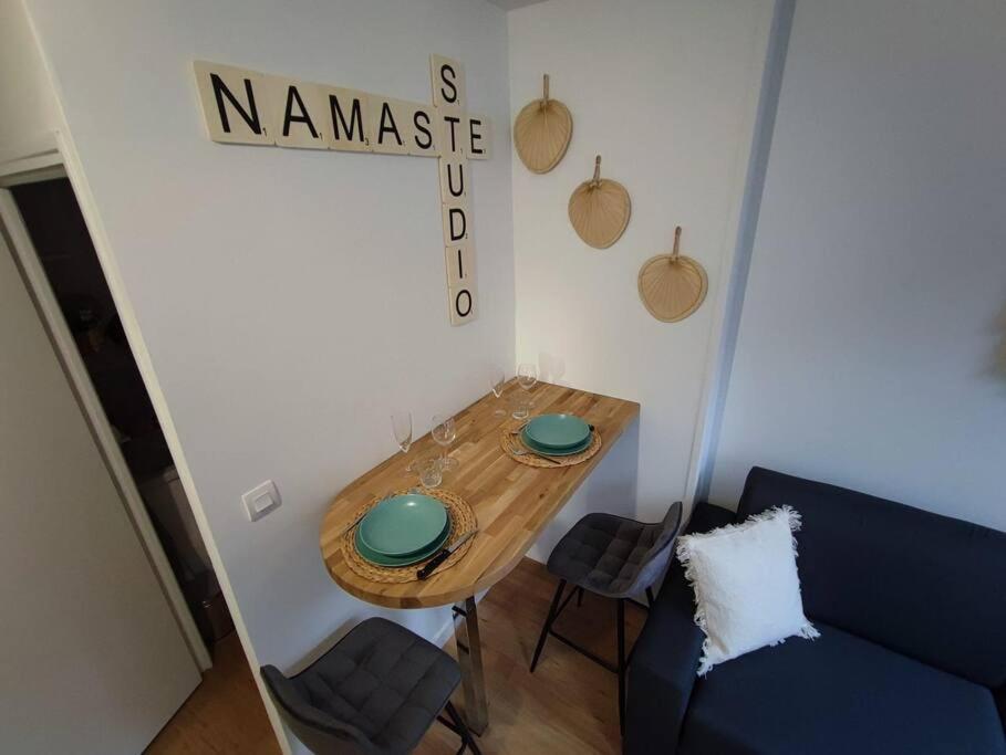 Namaste Studio By T&L Apartment Denain Екстериор снимка
